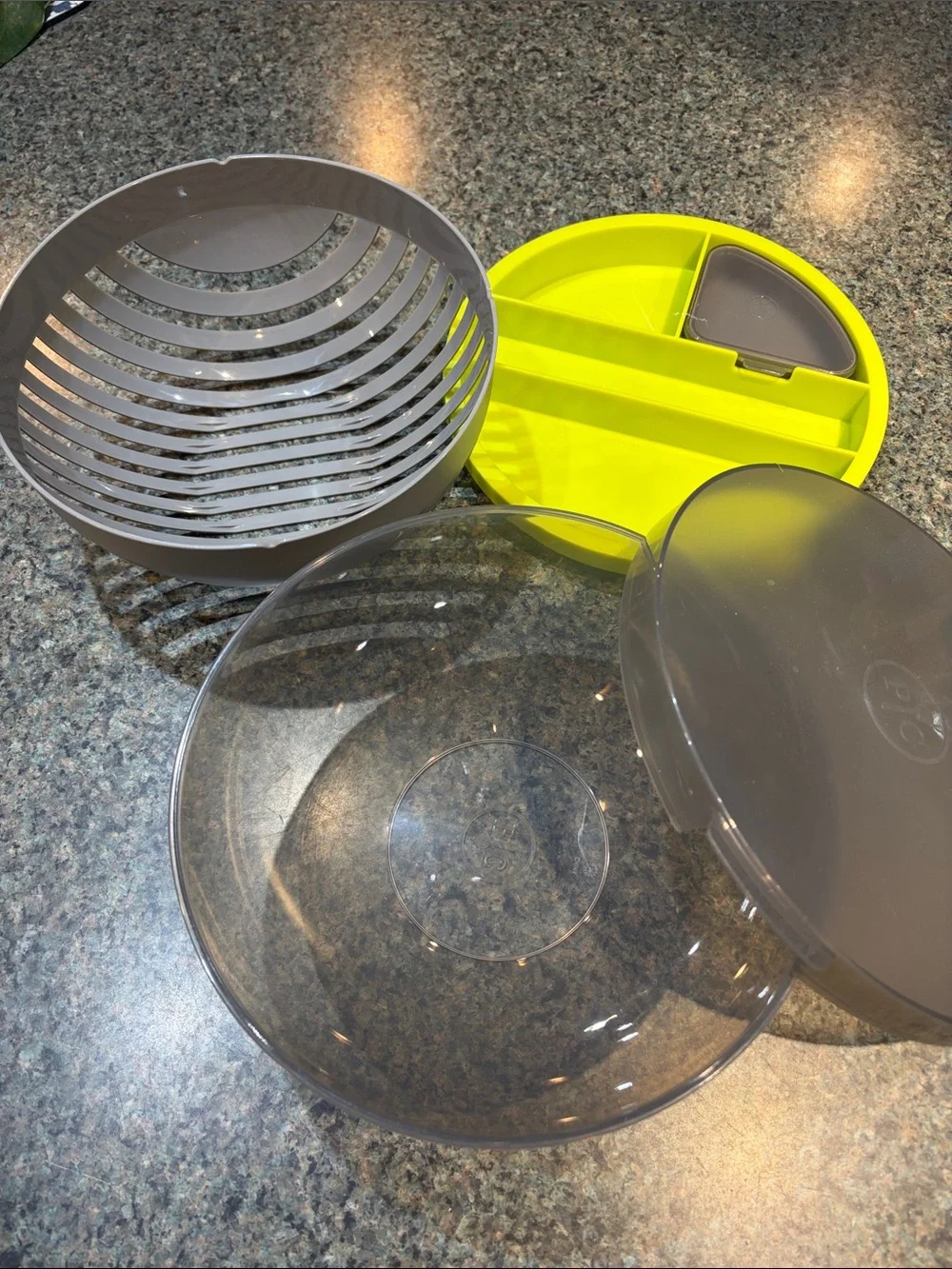 Pampered Chef Cutting Bowl Set Bento top with dressing container NEVER USED
